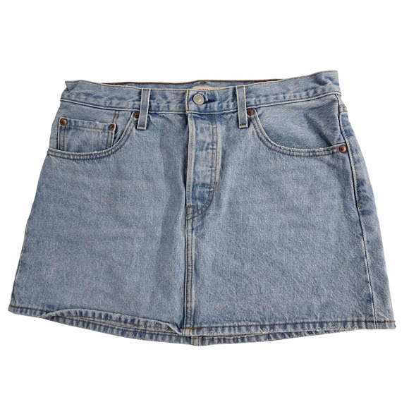 Levi's Premium Icon Skirt Size 30 Light Wash Denim Button Front Mini - Picture 1 of 9